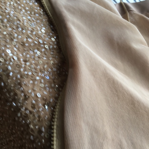 Top - Picture 2 of 4